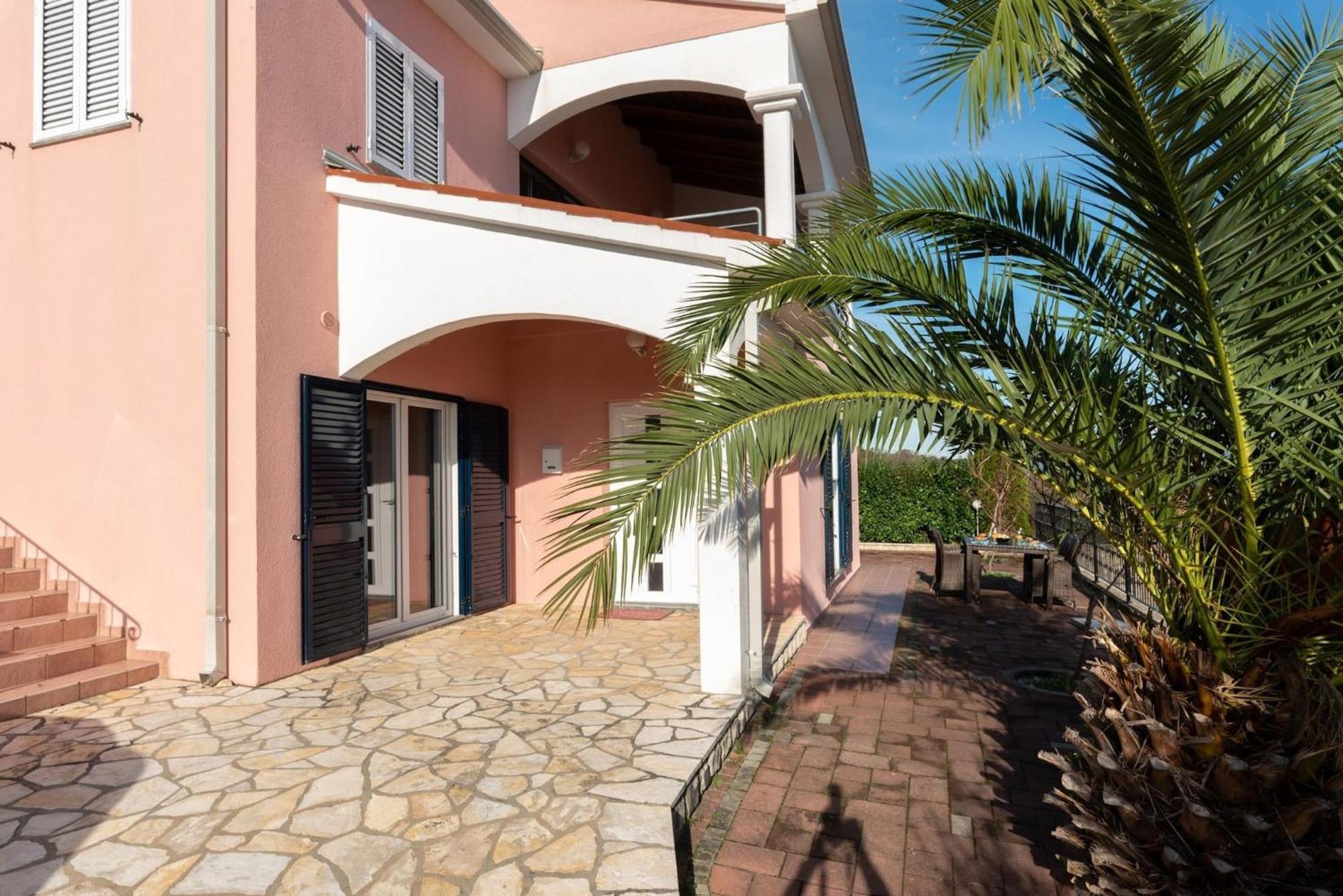 Holiday Home Alis لابين المظهر الخارجي الصورة